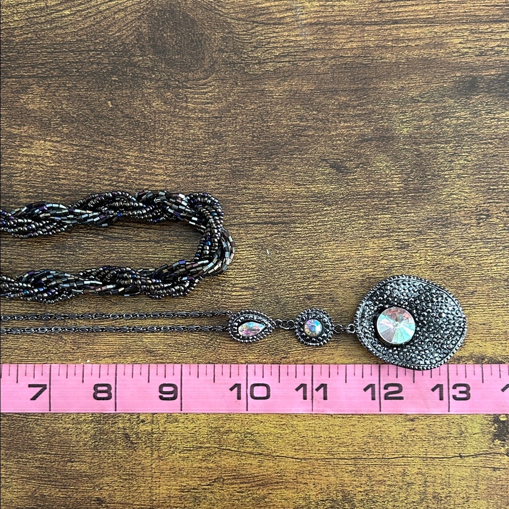 Elegant Black and Silver Necklace